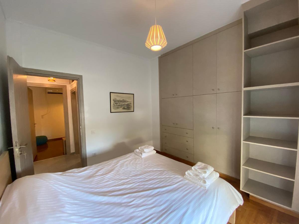 Galaxy Home Spacious & Renovated Apartment Athen Exterior foto